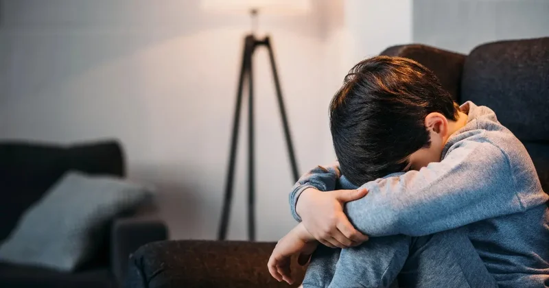 "Язык прилип к качелям". Появилось видео инцидента с мальчиком из Павлодара