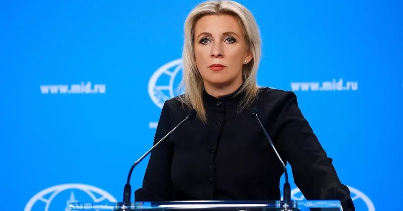 Мария Захарованың апта сайынғы брифингі тікелей эфир