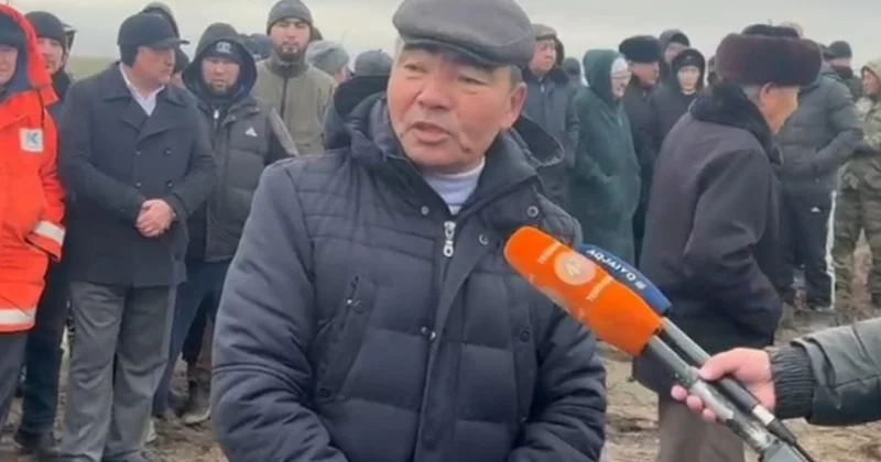 Дорога есть проехать нельзя: зачем жители 12 сёл вышли на трассу в ЗКО