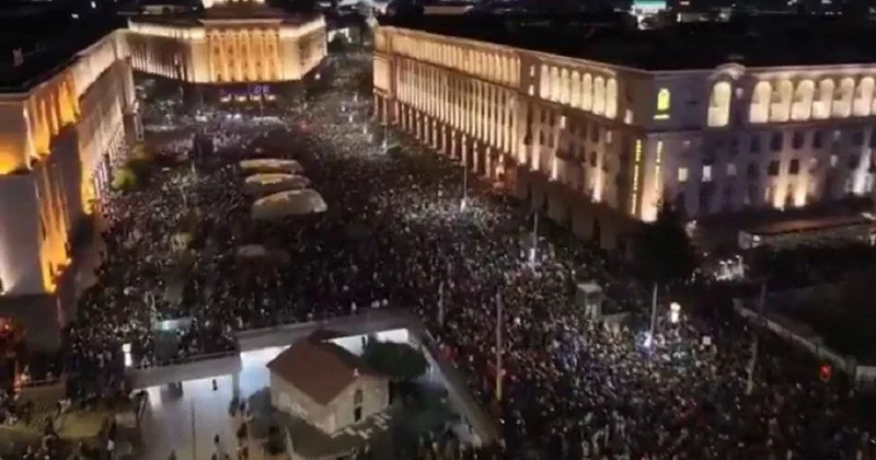 Массовые протесты проходят в Болгарии: правительство ушло в отставку