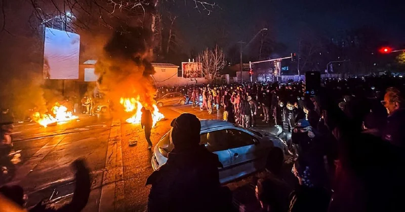 Иран объявил трехдневный траур по погибшим в ходе протестов