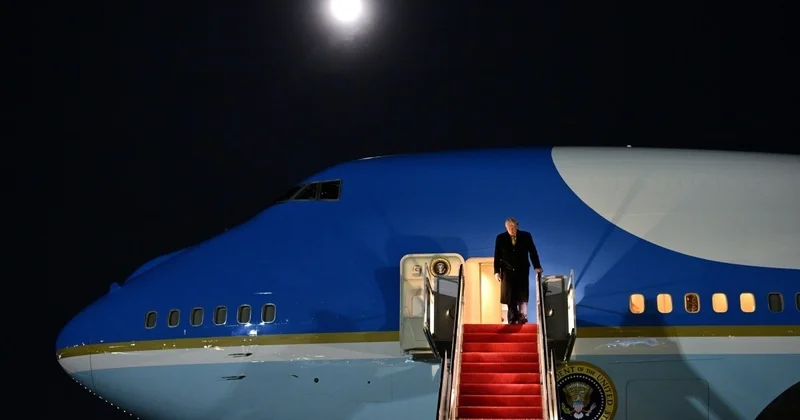 Иранға қатысты ең қатаң нұсқаларды қарастырып жатырмыз Трамп