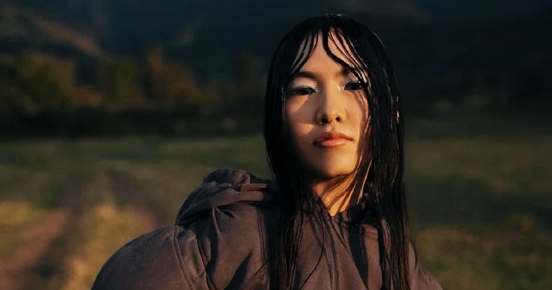 Алга, Казахстан! : Yenlik поздравили с участием в престижном международном проекте COLORS