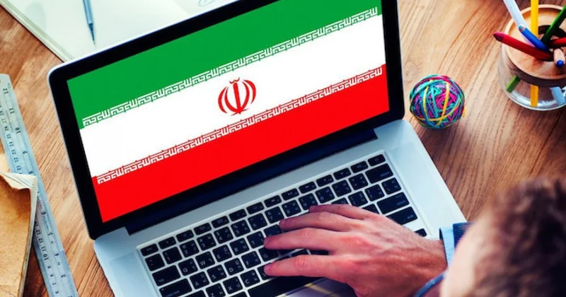 Трамп Масктен Ирандағы интернет байланысын қалпына келтіруді өтінбек