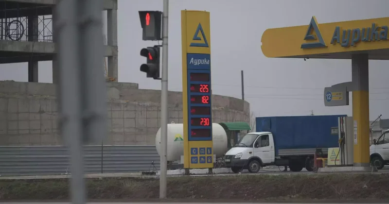 Контрабандалық жолмен шетелге 100 мыңнан астам тонна бензин шығару әрекеті әшкереленді