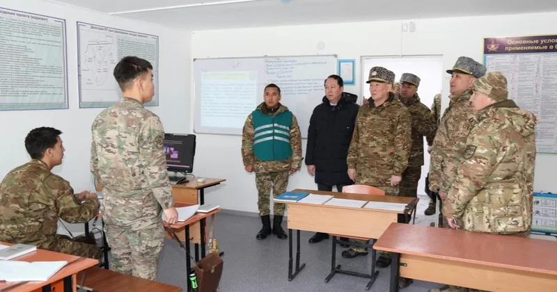 Қорғаныс министрі Қызылорда облысындағы әскери нысандардың жай күйімен танысты