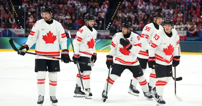 Сборная Канады по хоккею разгромила Чехию в первом матче на Олимпиаде 2026