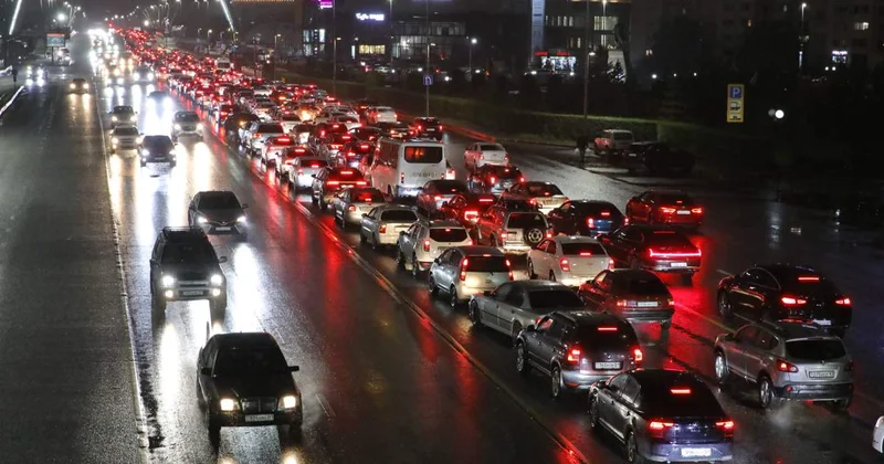 Алматыда көшелерінде кептеліс күшейді 10 балл