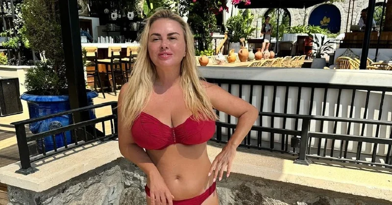 Кустарно подрисовали живот : Семенович отреагировала на ее пляжные кадры в Сети