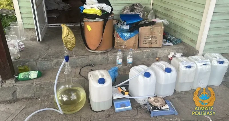 Алматыда қылмыстық топ мүшелері 16 жылға сотталды