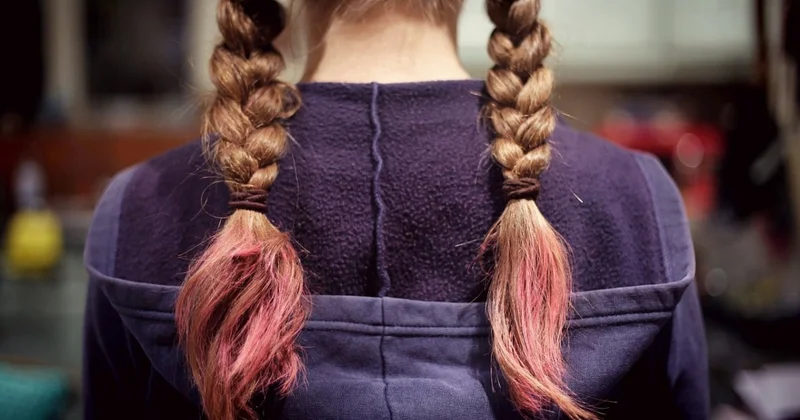 Мужчина приставал к девочке в лифте жилого дома Астаны