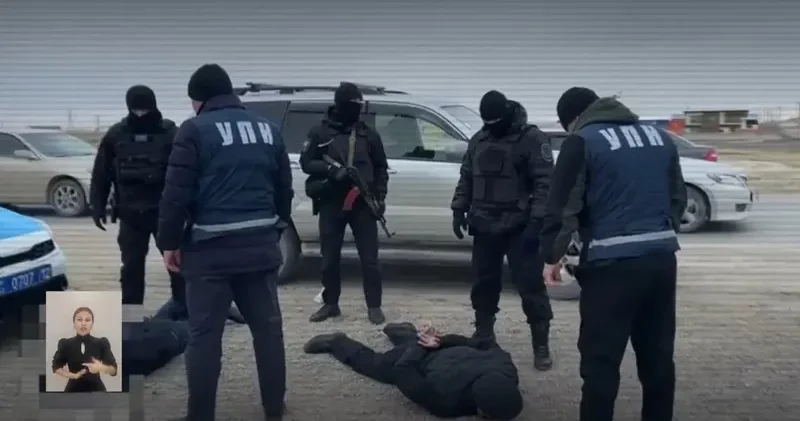 Ауған апиыны мен ірі көлемдегі ақша: ІІМ есірткі жеткізумен айналысқан төрт қазақстандықты ұстады