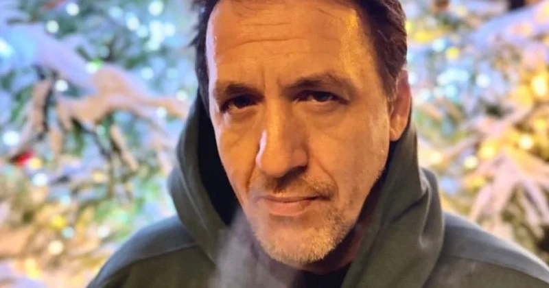 Российского актера Артура Смольянинова объявили в международный розыск