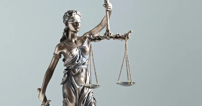 Жителя Павлодара, организовавшего поджог внедорожника бывшей сожительницы, отправили в колонию