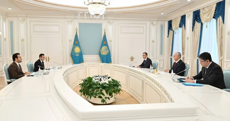 Токаев наградил генсека Мусульманского совета старейшин орденом Достык