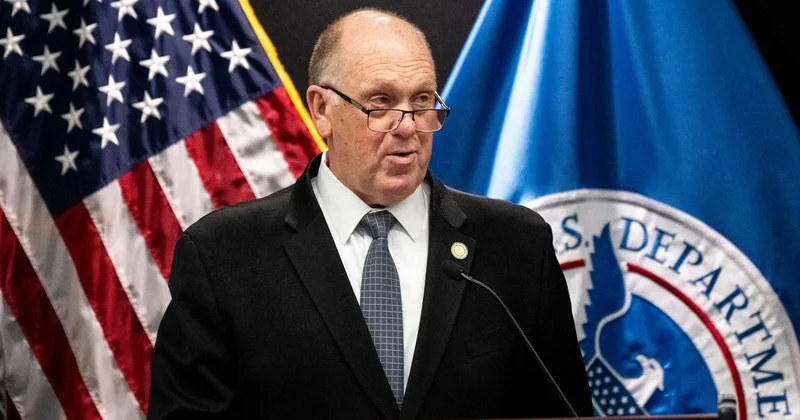 Большой успех или катастрофа? Царь границ Хоман объявил о завершении операции по усилению контроля за иммиграцией в Миннесоте