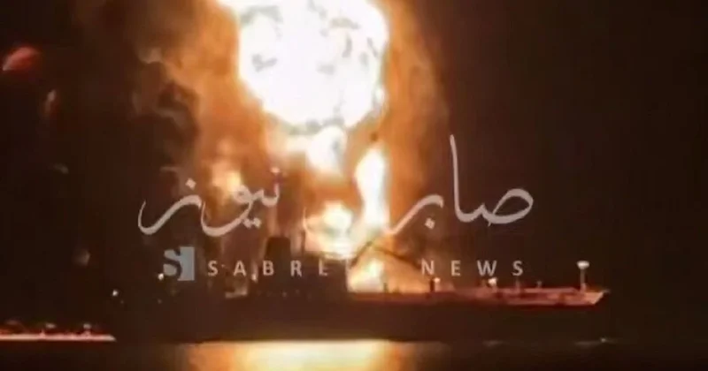 Взрыв прогремел на танкере у берегов Ирака: есть погибший (видео)