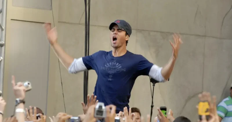 Энрике Иглесиастың концертінде қауіпсіздік үшін ІІМ қызметкерлері тартылмайды мәжіліс депутаты