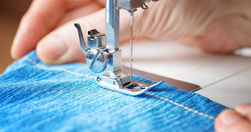 Уволенные сотрудники с инвалидностью по зрению добились восстановления через суд в Павлодаре