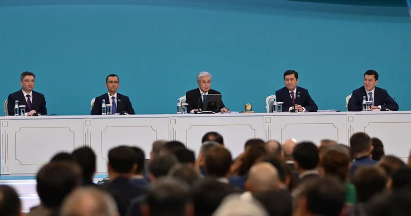 Міндетін орындамаған немесе этиканы бұзған мәслихат депутаттарының жауапкершілігін күшейтетін шаралар қабылдау қажет Президент