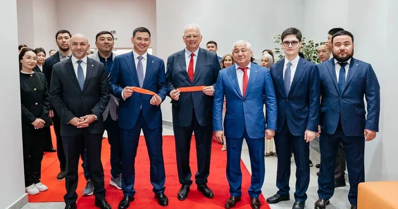 UWW президенті Ненад Лалович Қазақстанға келді