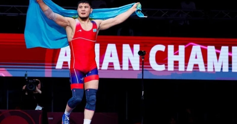 Казахстанские борцы завоевали две бронзы на ЧА в Кыргызстане