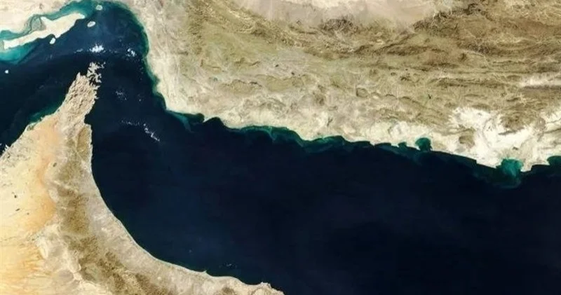 IRGCN: Ормуз бұғазы арқылы әскери кемелердің өту әрекеттері тоқтатылады