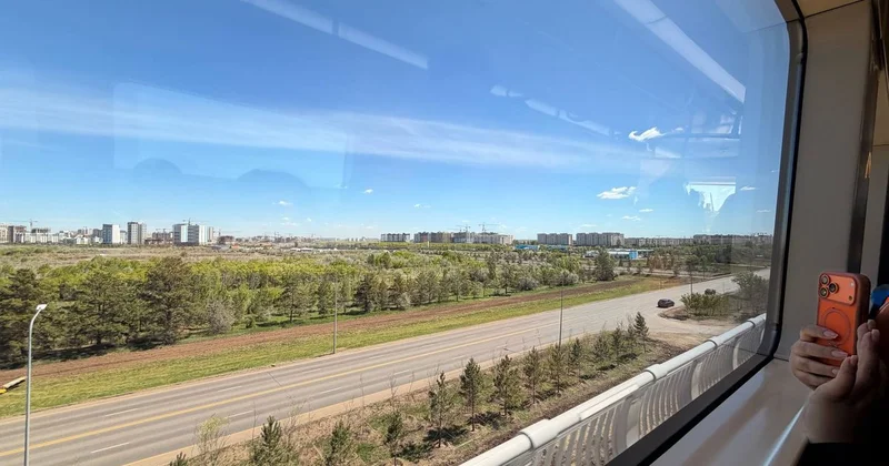 Первый проезд на LRT: вид на Астану из окна вагона (фото, видео)