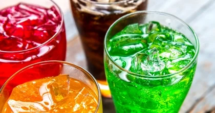 Чем опасны газированные напитки в жаркую погоду