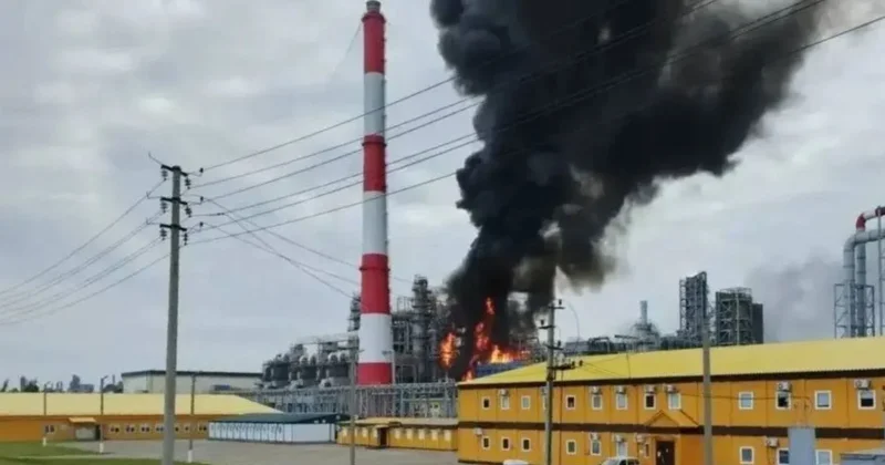Жанармай дағдарысы аясында дрондар Ресейдегі ірі МӨЗ ге шабуыл жасады