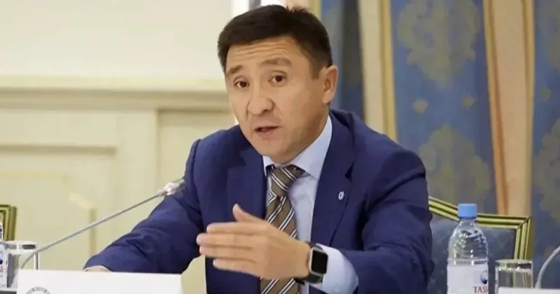 В Казахстане бывший вице министр Ерлан Кожагапанов вышел на свободу после года в колонии