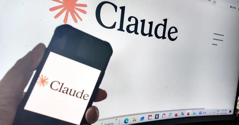 Claude жасаушылары қытайлық ЖИ компанияларын жауаптарды ұрлады деп айыптады