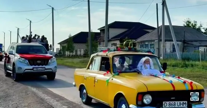 Ақтөбеде 90 жылдардағы той кортежі полиция назарына ілікті