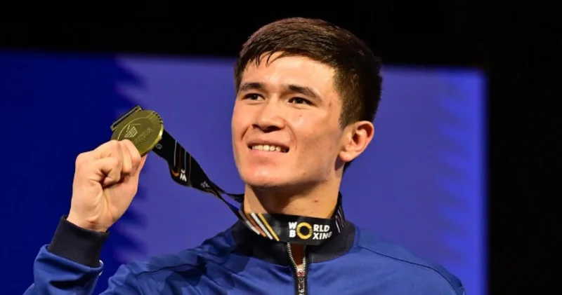 Менен басқасы пәтер, көлік алып жатыр : боксшы Төрехан Сабырханның неге ренжігенін бапкері айтты