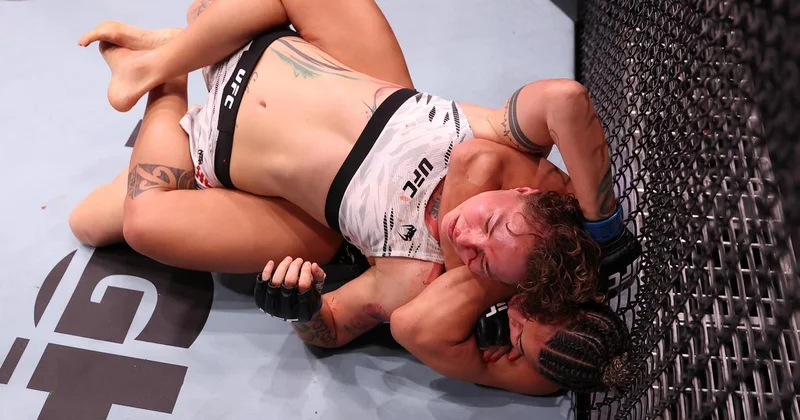 Уроженку Казахстана избили и задушили на турнире UFC