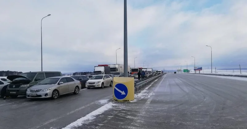 Ограничения ввели на дорогах ВКО из за непогоды