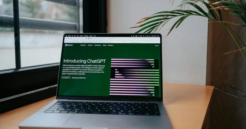 OpenAI хочет, чтобы ChatGPT перестал выглядеть как чат бот