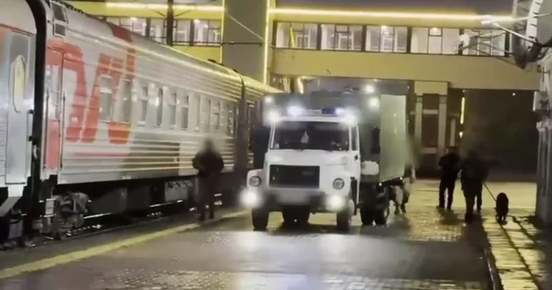 Двое погибли от химотравления: подозреваемого в организации наркобизнеса экстрадировали из России (видео)