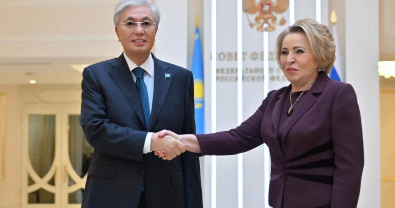 “Бұл сапар елдеріміз арасындағы қатынастарды жаңа деңгейге көтеру тұрғысынан тарихи маңызға ие“ Тоқаев