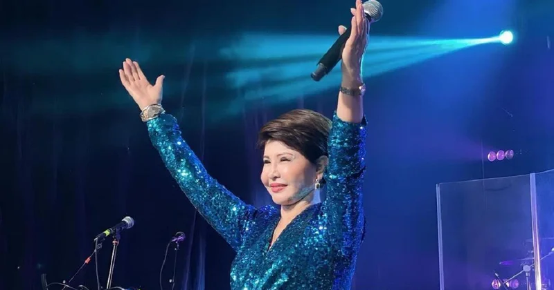 Голос Казахстана : Роза Рымбаева показала видео из Москвы