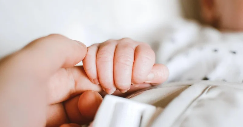 Девочка гигант : жительница Мангистау родила ребенка весом 6,6 килограммов