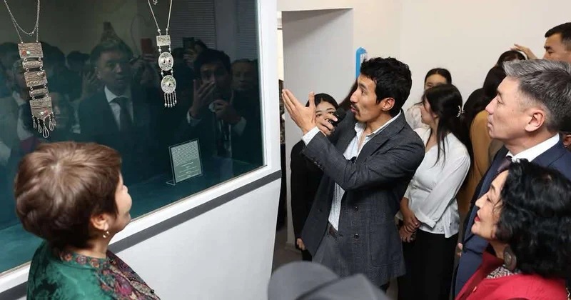 Работы известных ювелиров представлены в Атырау