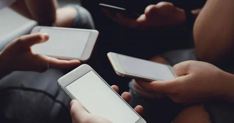 Доступ детей к социальным сетям хотят ограничить по возрасту в Казахстане