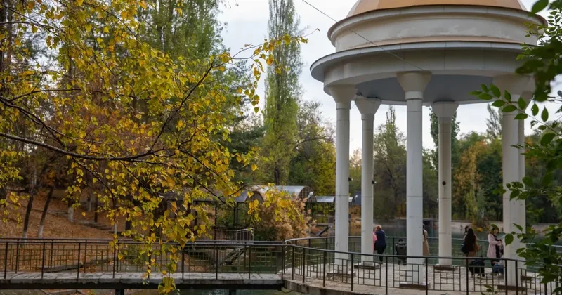 Бюджетные средства на "северное сияние" на алматинском терренкуре не тратили аким района