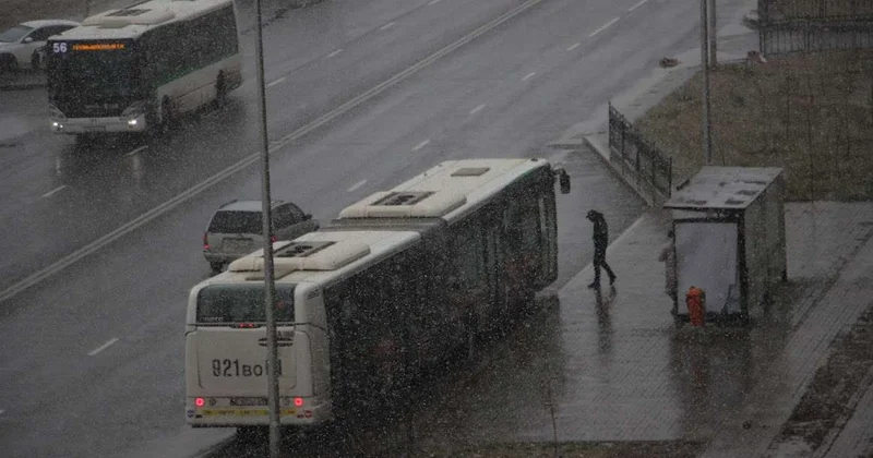 В Казахстане продолжатся дожди, туман и снег
