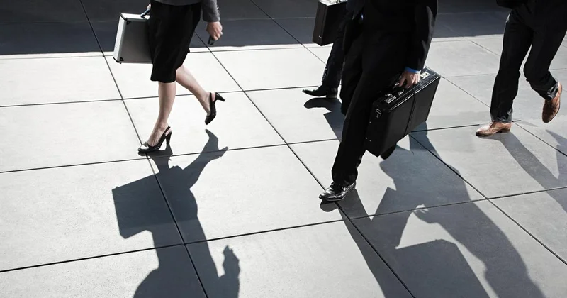 От миллиона тенге в месяц : названы самые высокооплачиваемые профессии в Казахстане