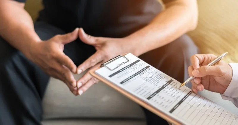 Зарезал соседа ножом: суд Атырау наказал психиатров за недосмотр пациента