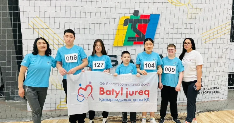 Ізгі істер: KAZ Minerals қызметкерлері балалар мен жануарларға қалай көмектесіп жүр?