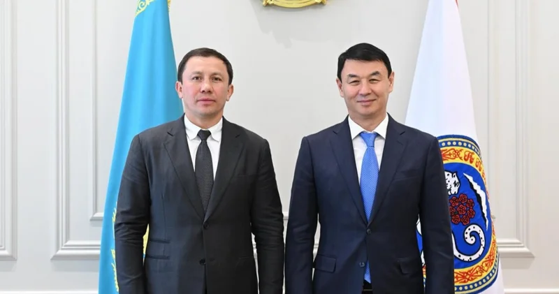 Геннадий Головкин Алматы қаласының әкімімен кездесті