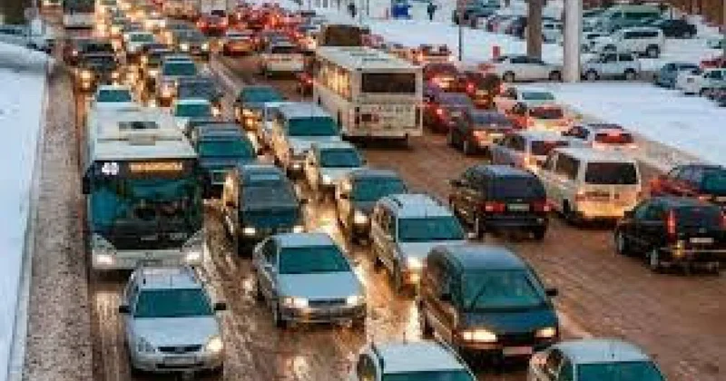 Жеңіс Қасымбек Астанадағы көлік кептелісін жоюдың шешімін айтты